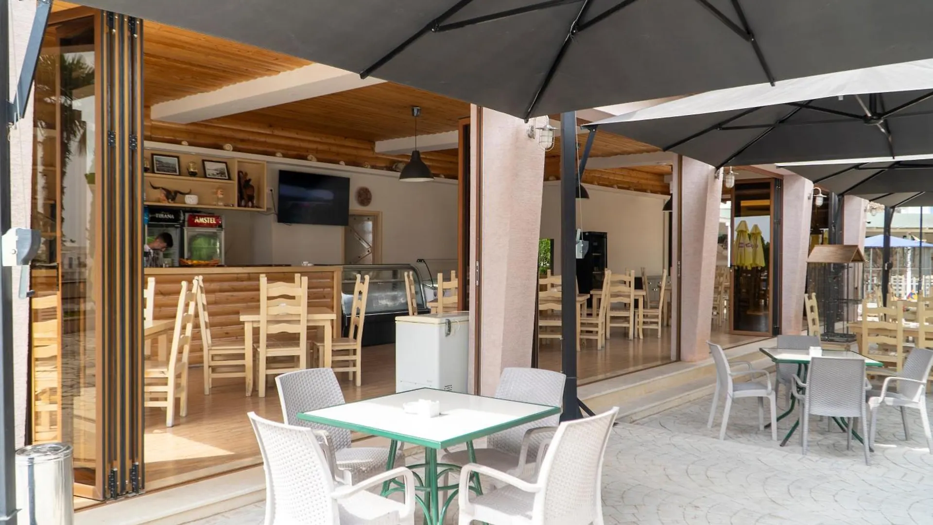 Hotel Mediterrane Σαράντα