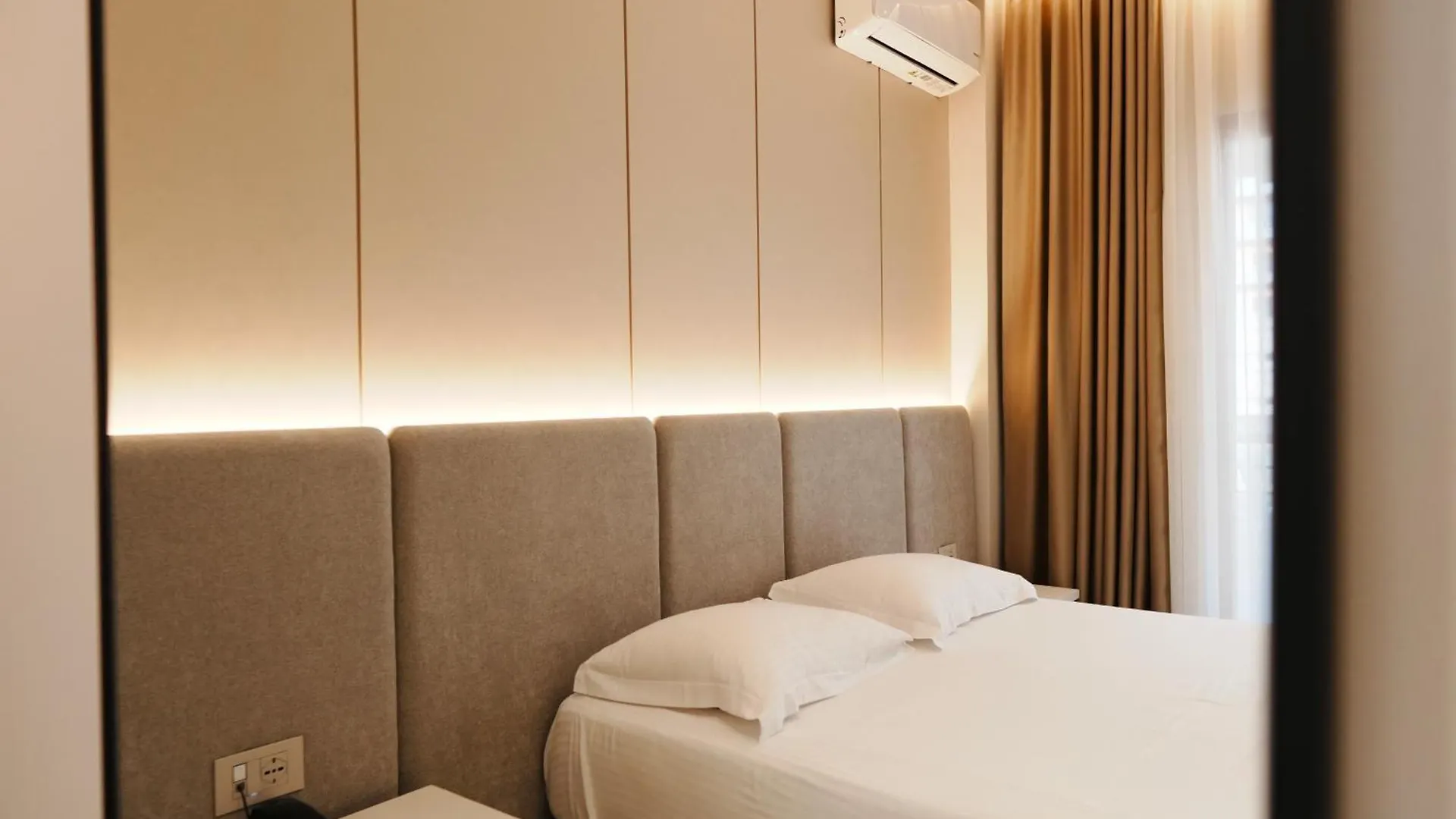 Hotel Mediterrane Σαράντα Αλβανία