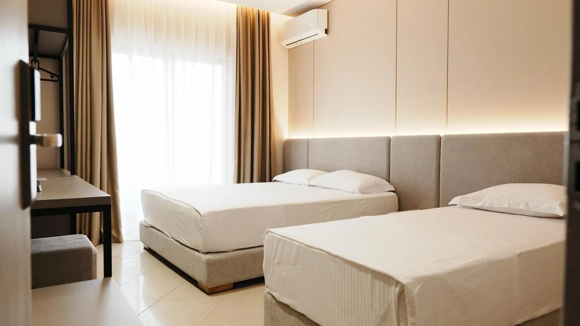 Hotel Mediterrane Σαράντα 4*,  Αλβανία