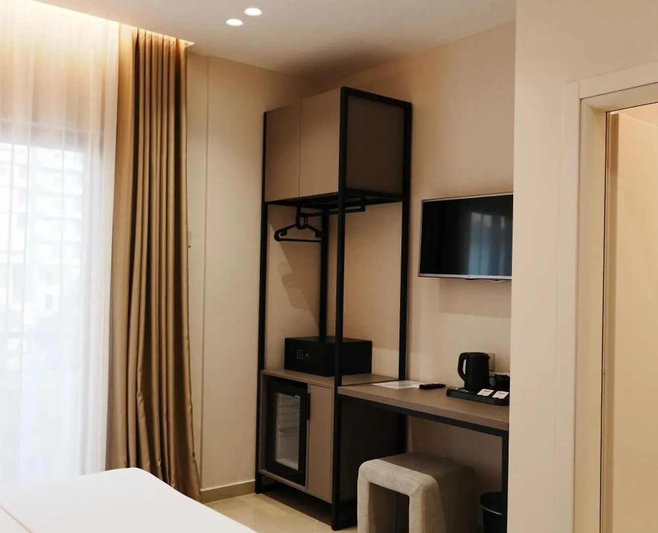 Hotel Mediterrane Σαράντα