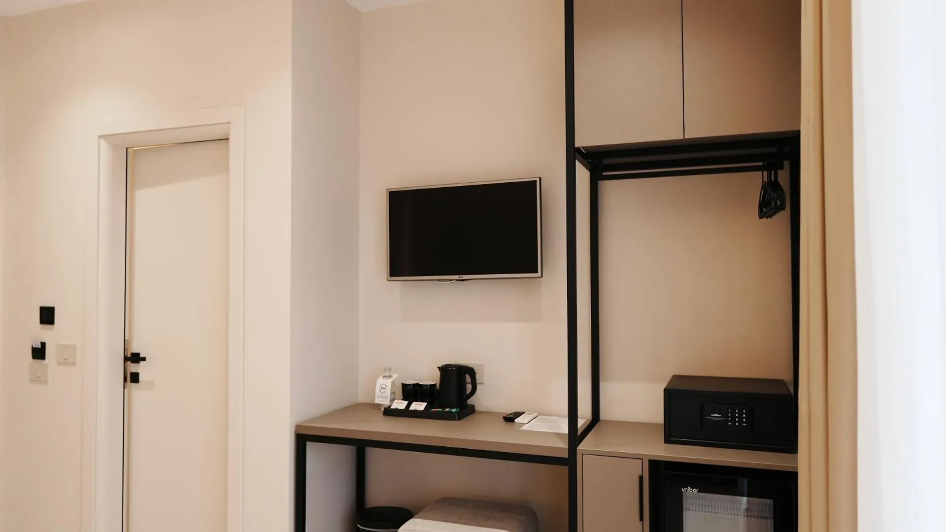 Hotel Mediterrane Sarande