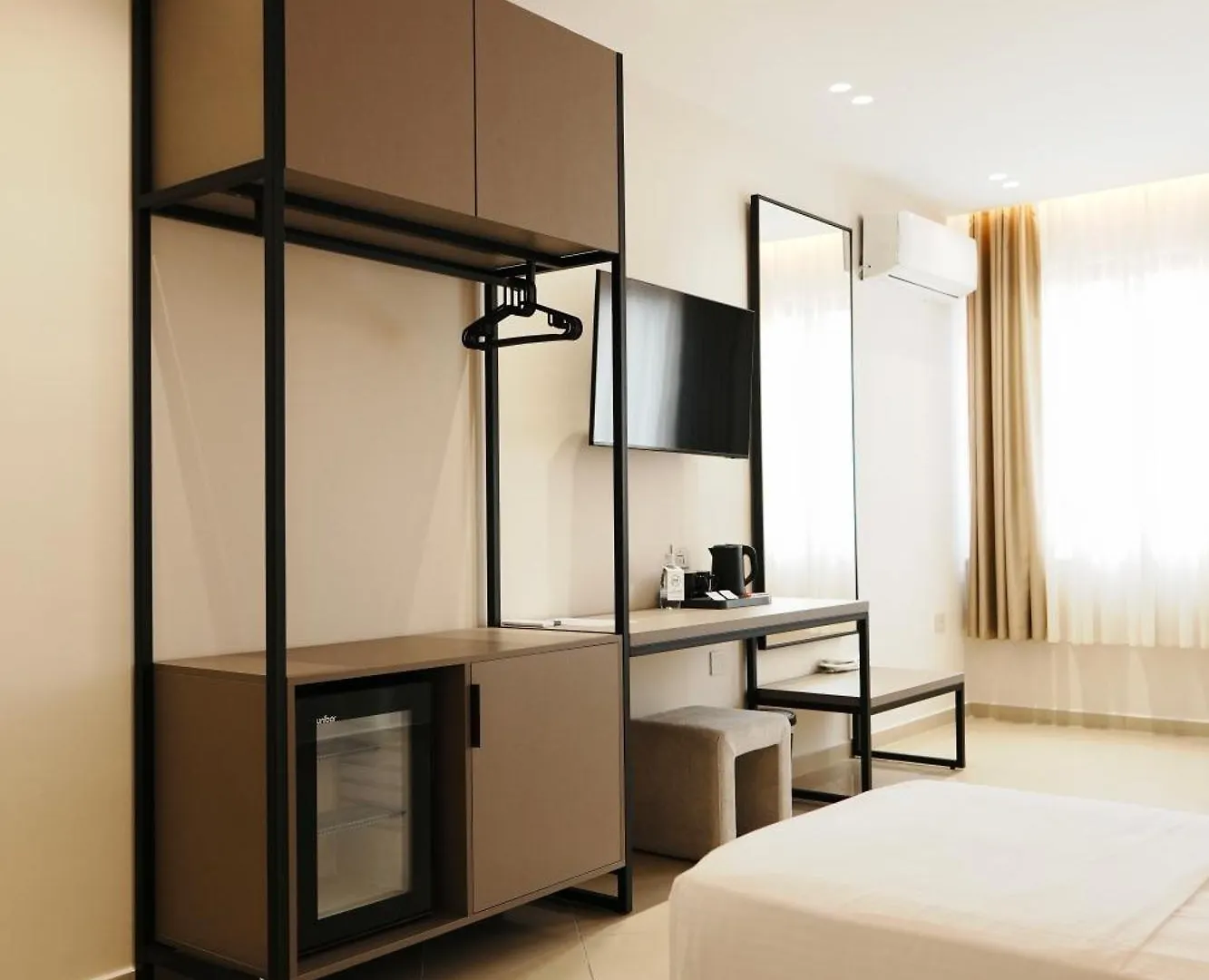 Hotel Mediterrane Σαράντα