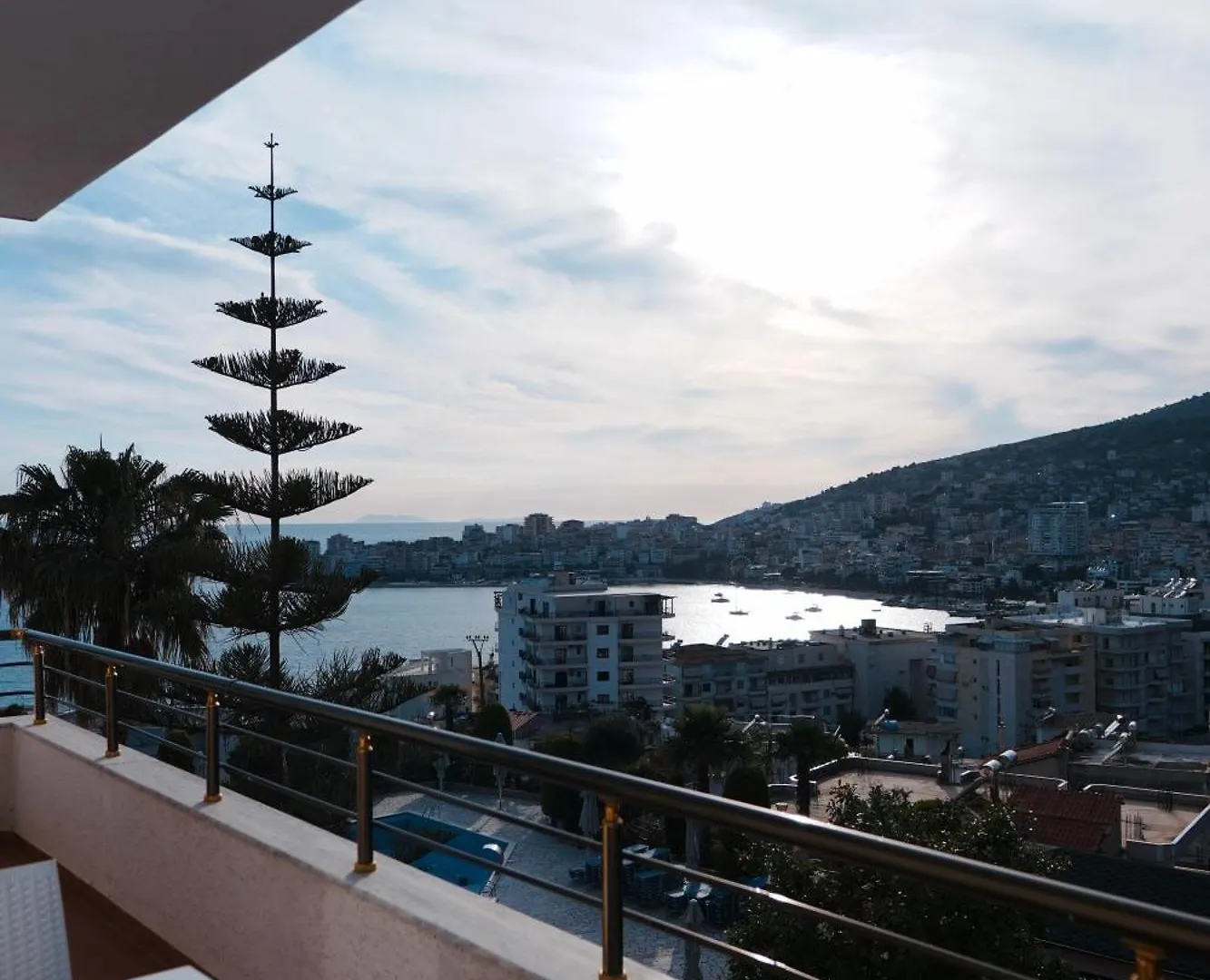 ****  Hotel Mediterrane Sarande Albania