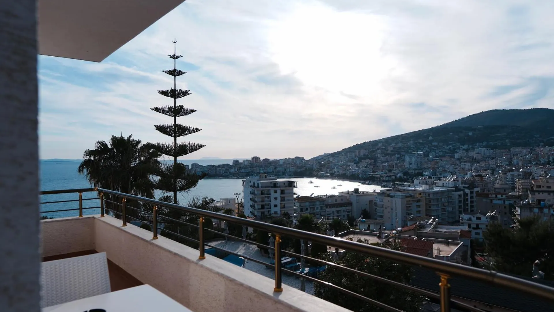 Hotel Mediterrane Sarande