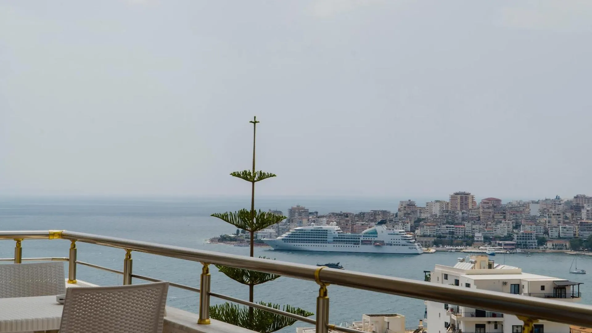 Hotel Mediterrane Sarande