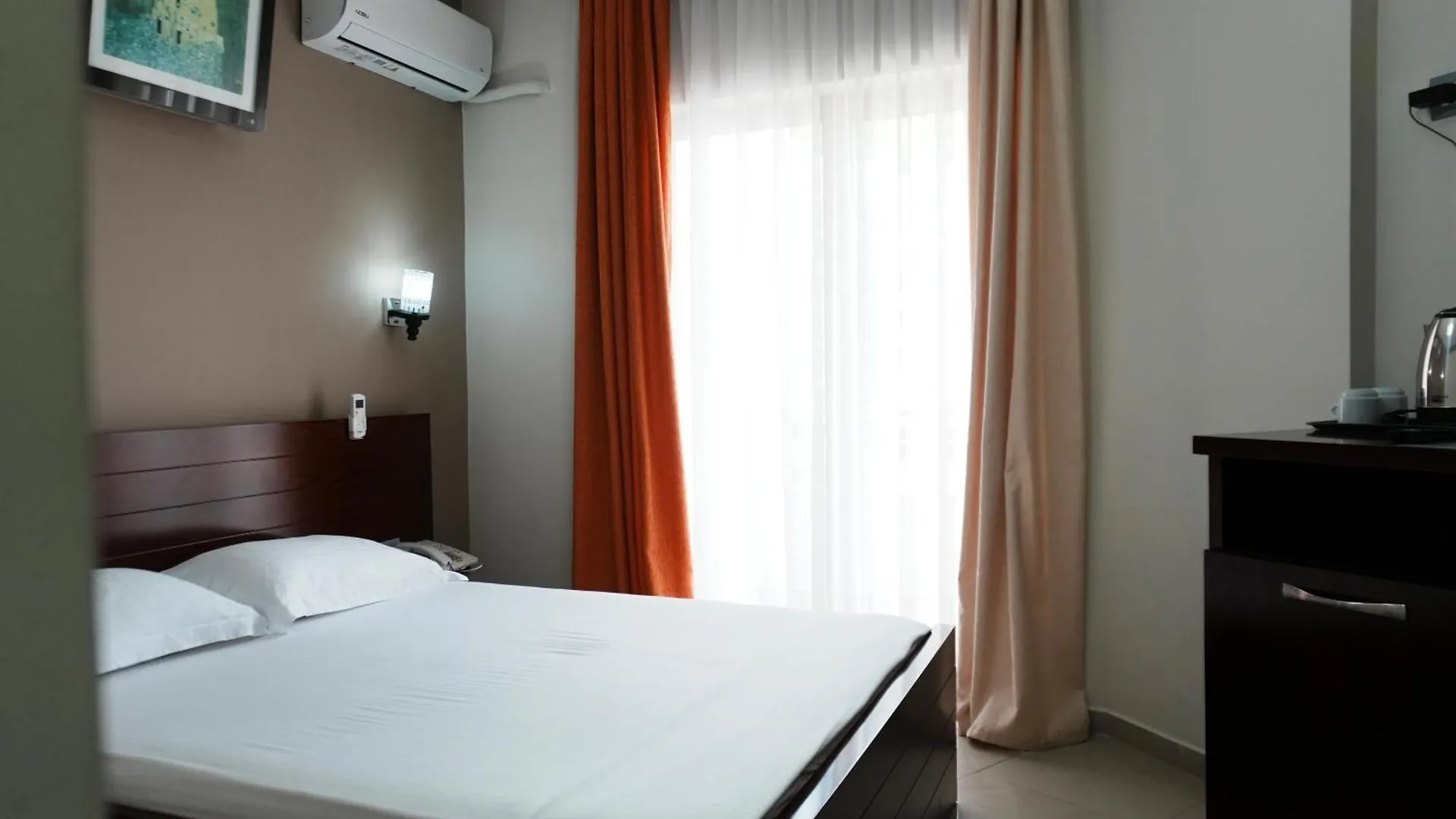 Hotel Mediterrane Sarande