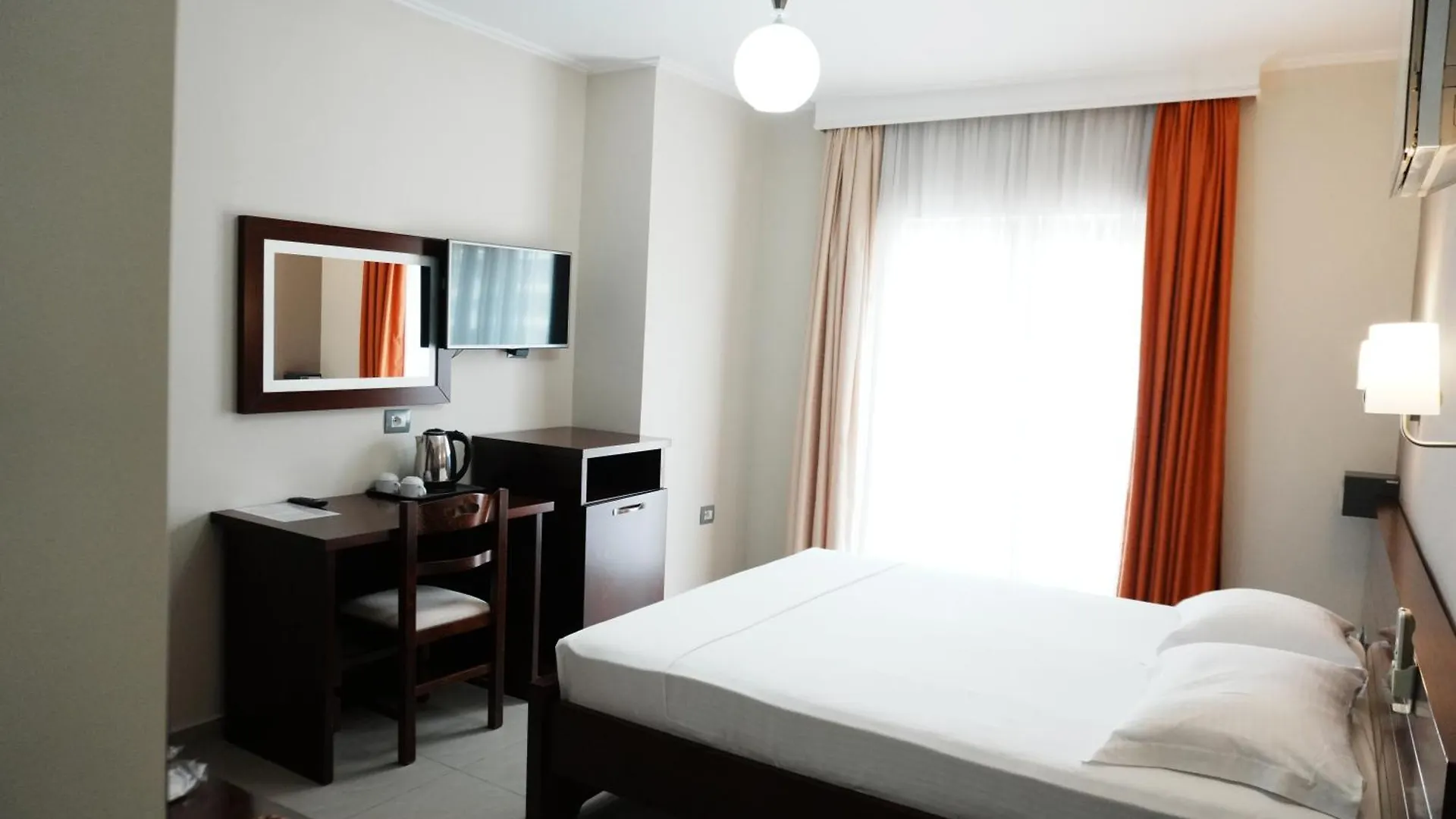 Hotel Mediterrane Sarande