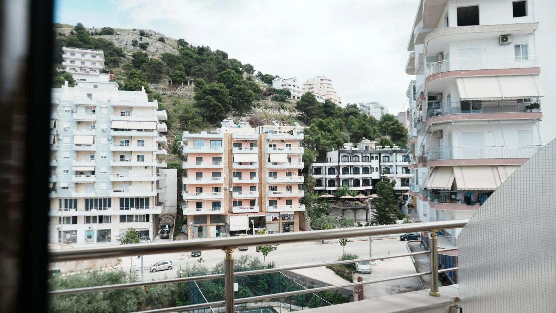 ****  Hotel Mediterrane Sarande Albania