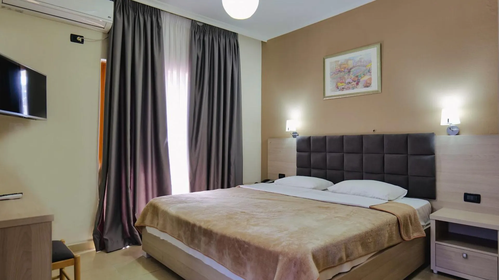 Hotel Mediterrane Sarande