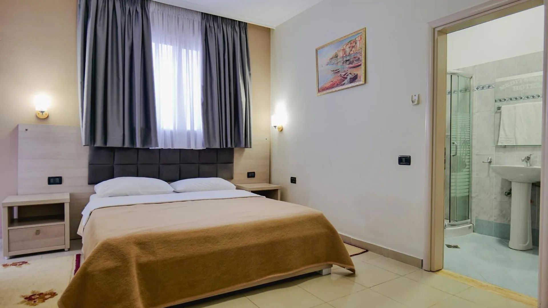 Hotel Mediterrane Sarande 4*,  Albania