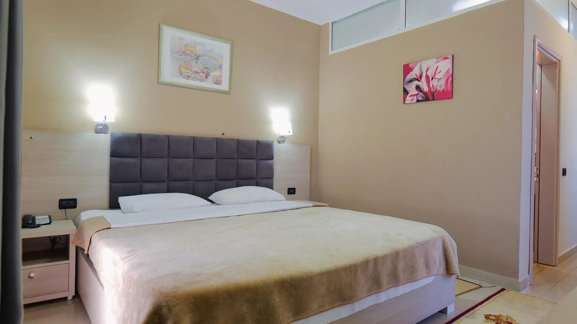 Hotel Mediterrane Sarande 4*,  Albania