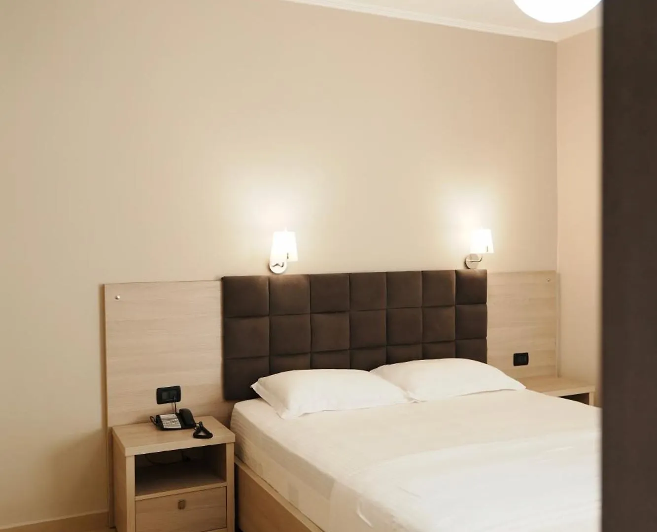 Hotel Mediterrane Sarande