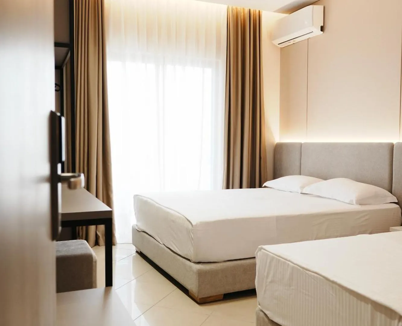 Hotel Mediterrane Sarande